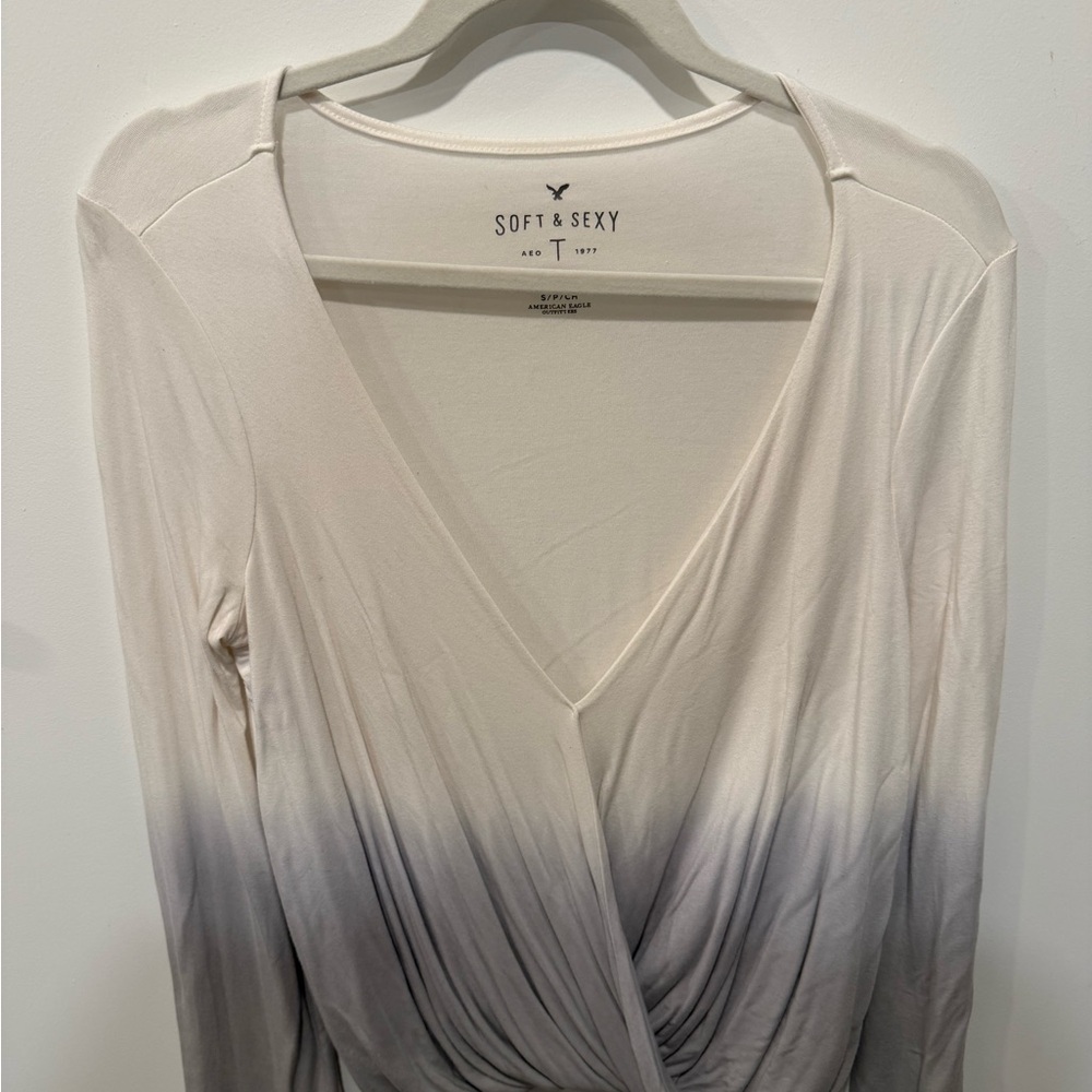 American Eagle Outfitters Cream and Gray Blouse